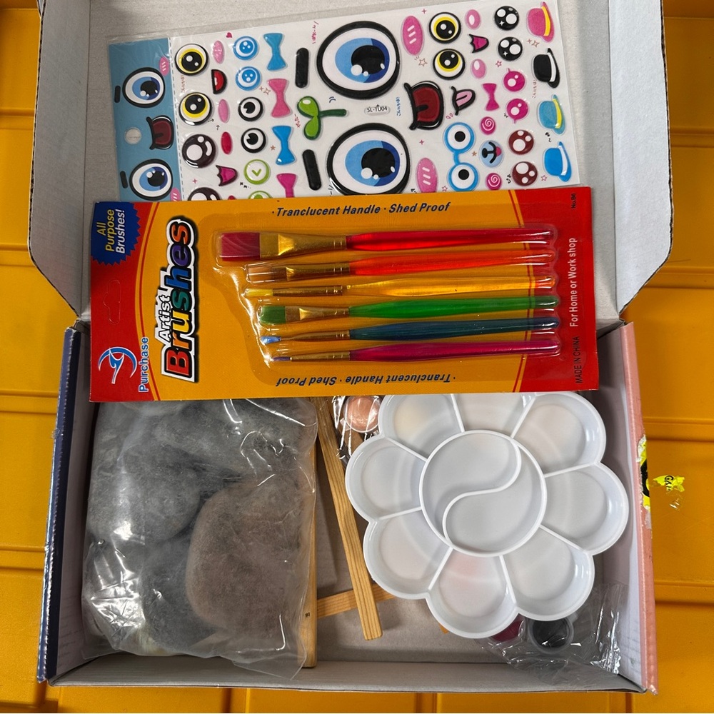 NEW painting wood rock kits for children kids with stickers, brush,color tray